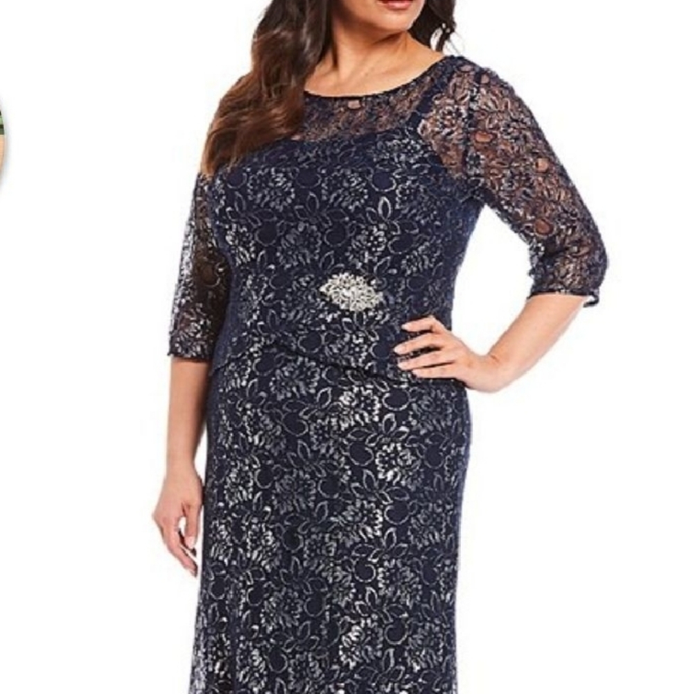Le Bos Navy/Silver Lace Gown